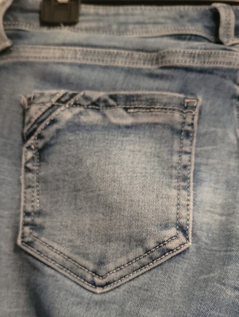 Buckle Black #13 Jeans. Bootcut, Lowrise, Stretch Fit. Size 24x34. NWOT. - Picture 3 of 15